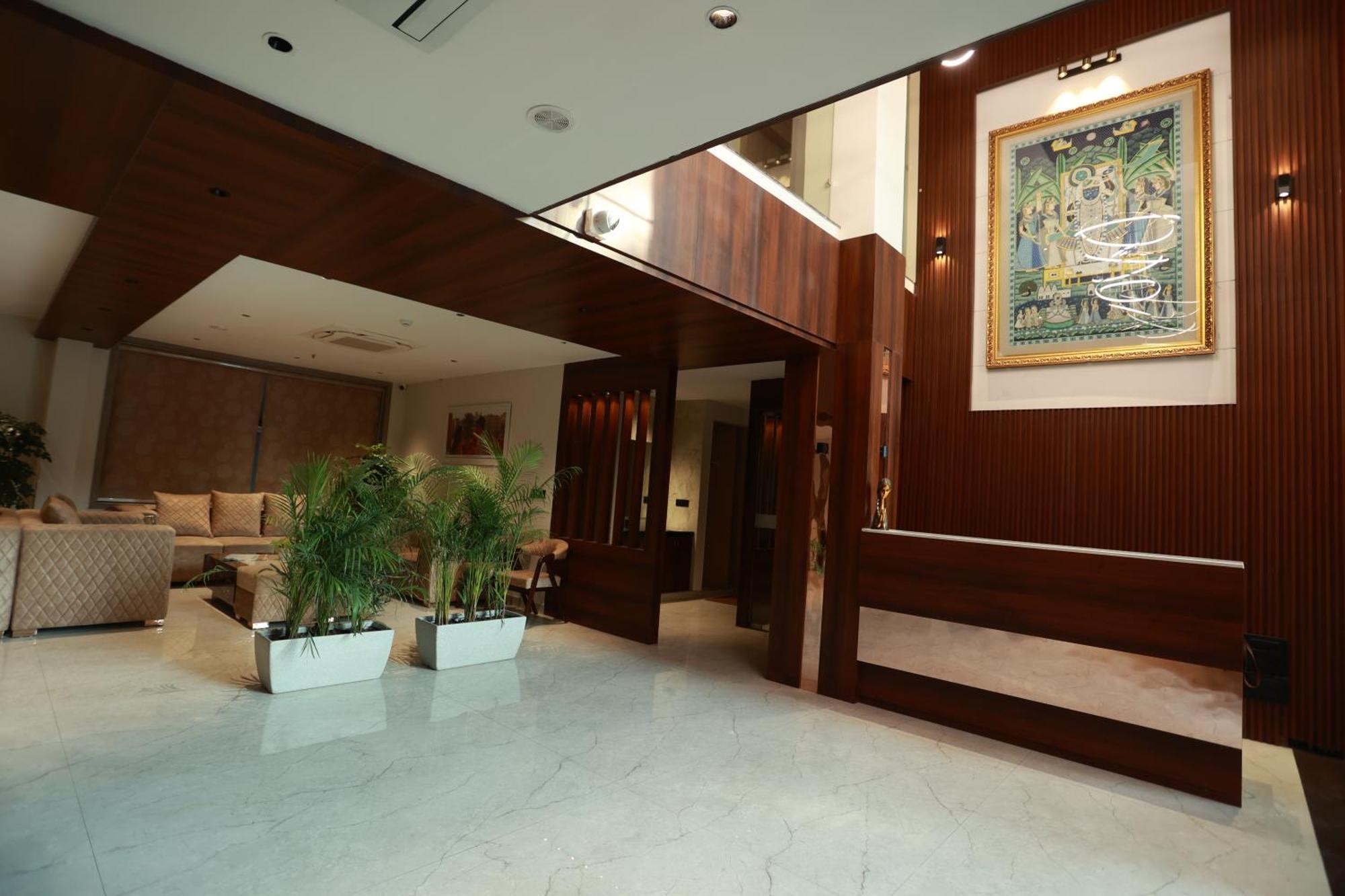 Hotel Taviral Regency Udaipur Exterior foto